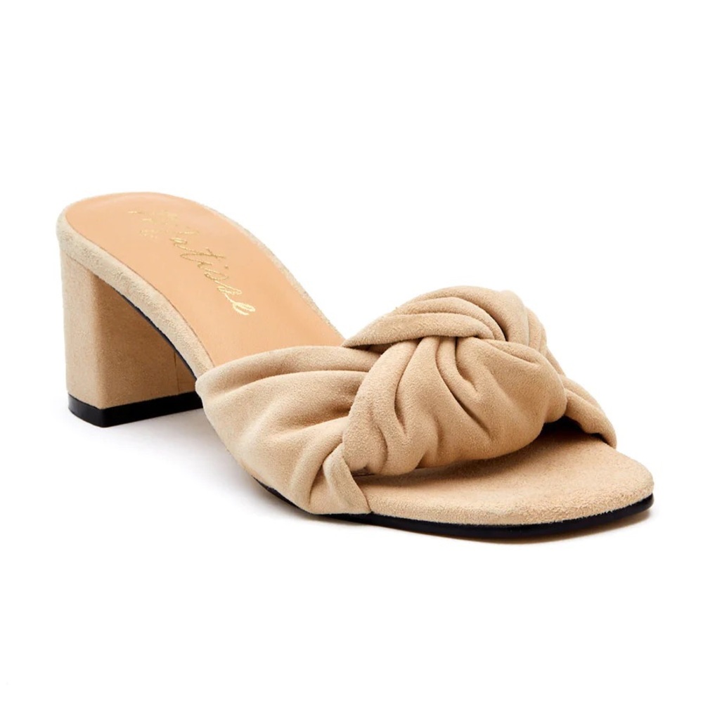 NIB Matisse Vince sandal